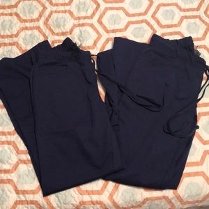 2 pairs of greys anatomy scrub pants size small